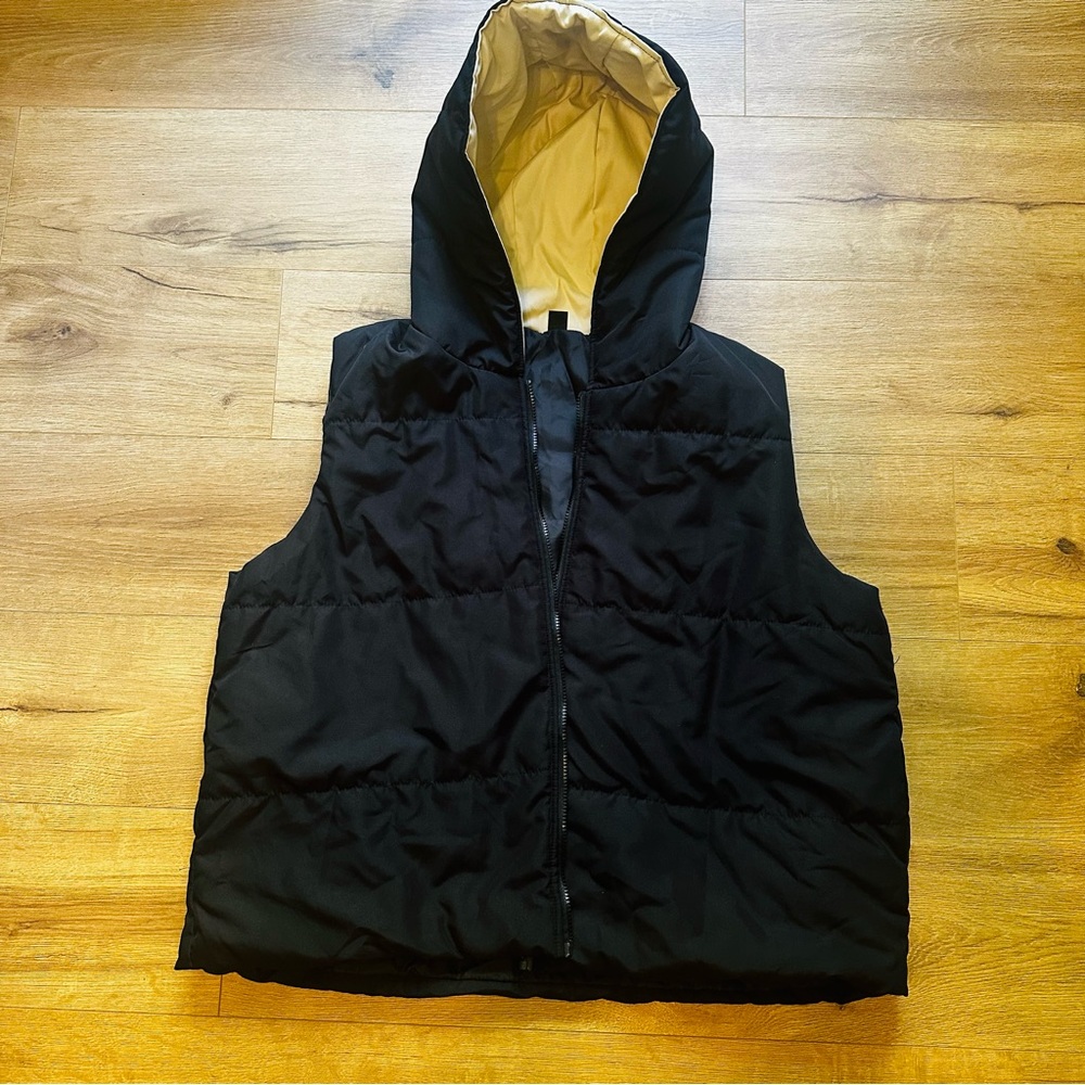 SHEIN Black and Cream Hooded Vest